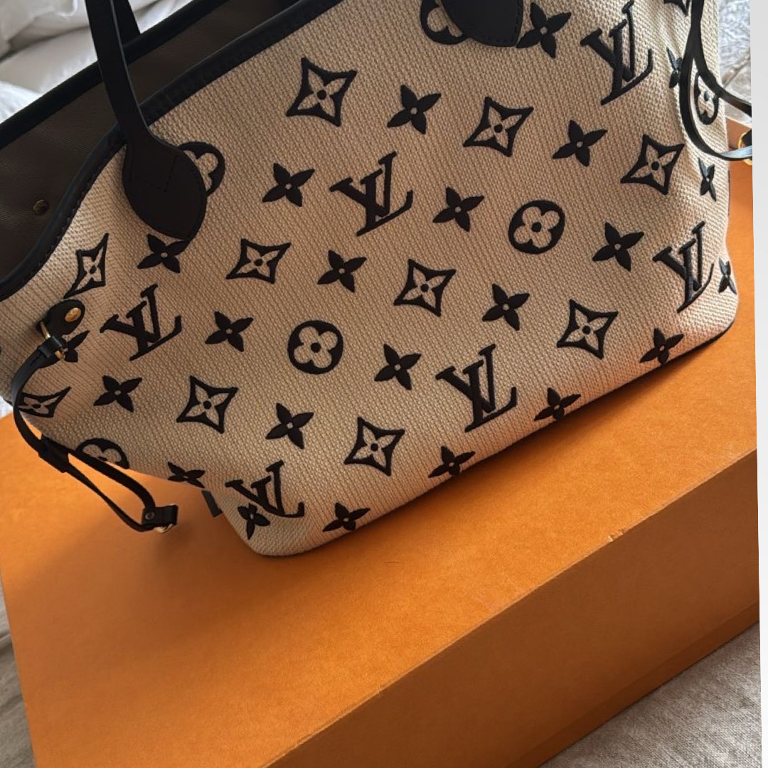 Neverfull MM x The Pool