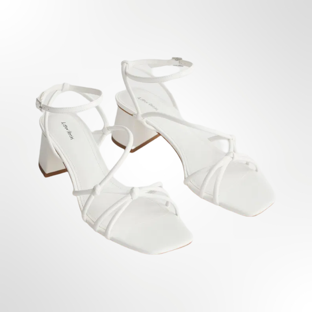 Strappy White Sandals - T.36