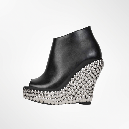 Studded Platforms - T.37