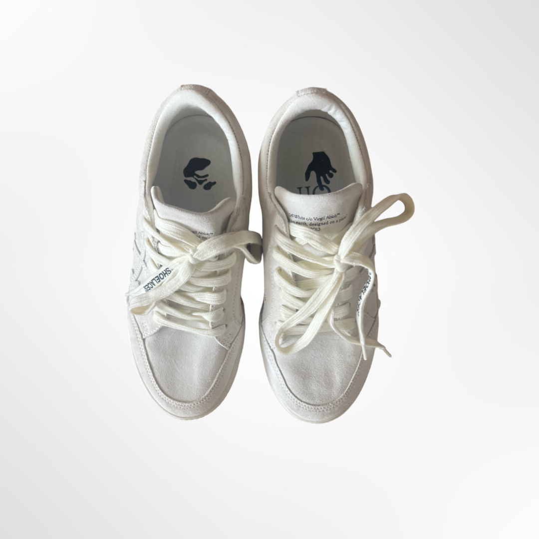 Vulcanize Sneakers - T.37