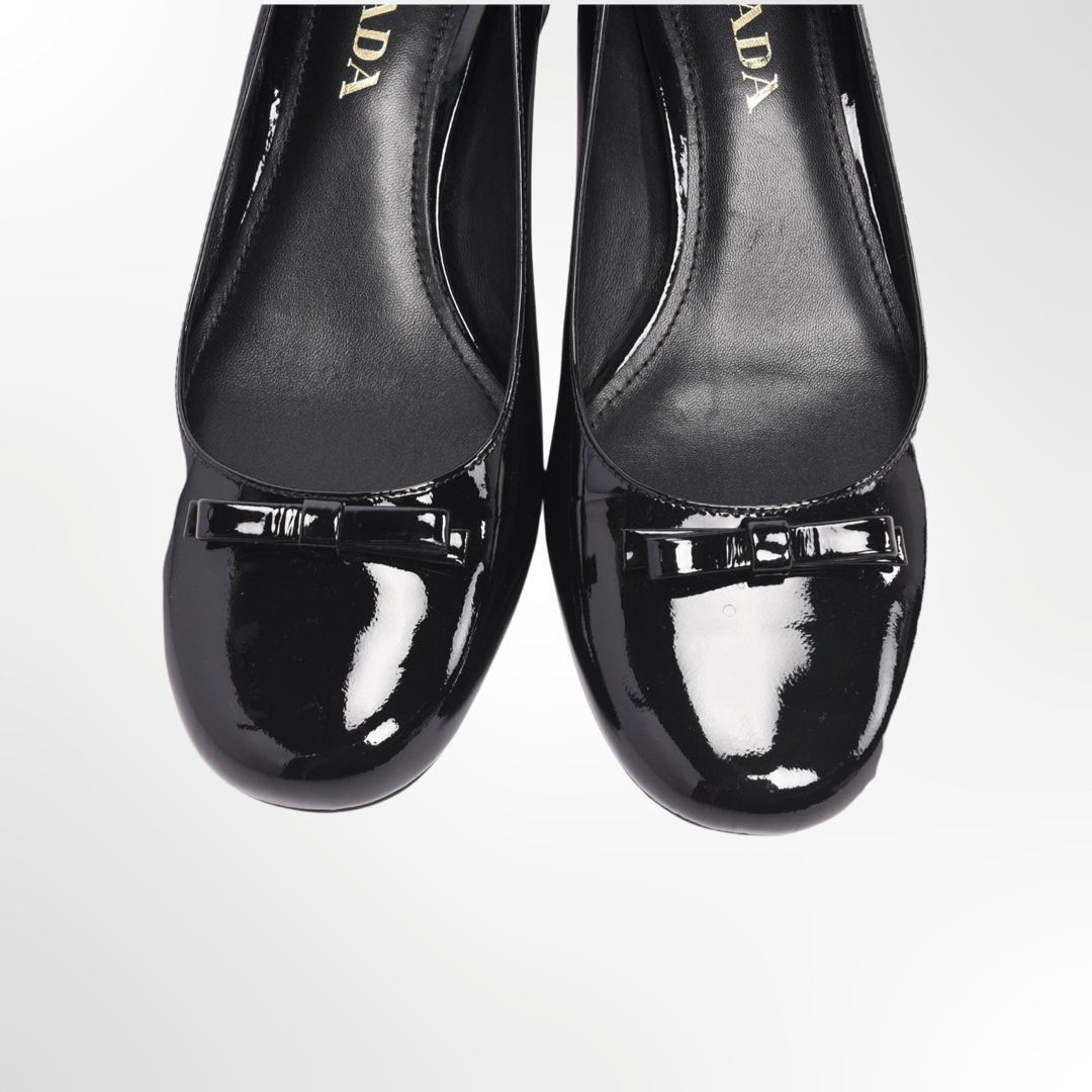 Patent Leather Flats - T.39
