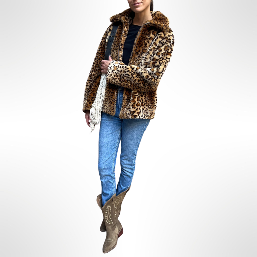 Cynthia High Rise Straight Jeans - T.36