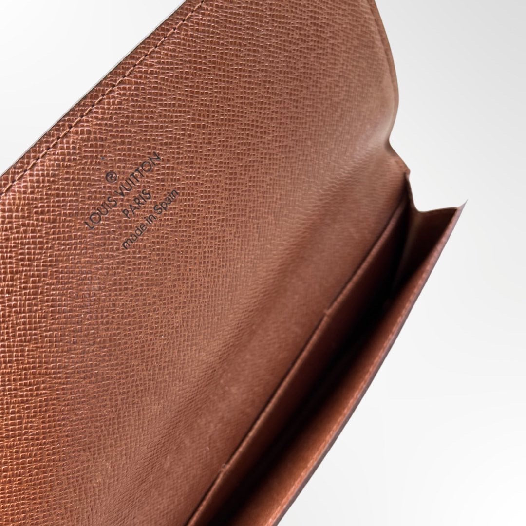 LV Wallet