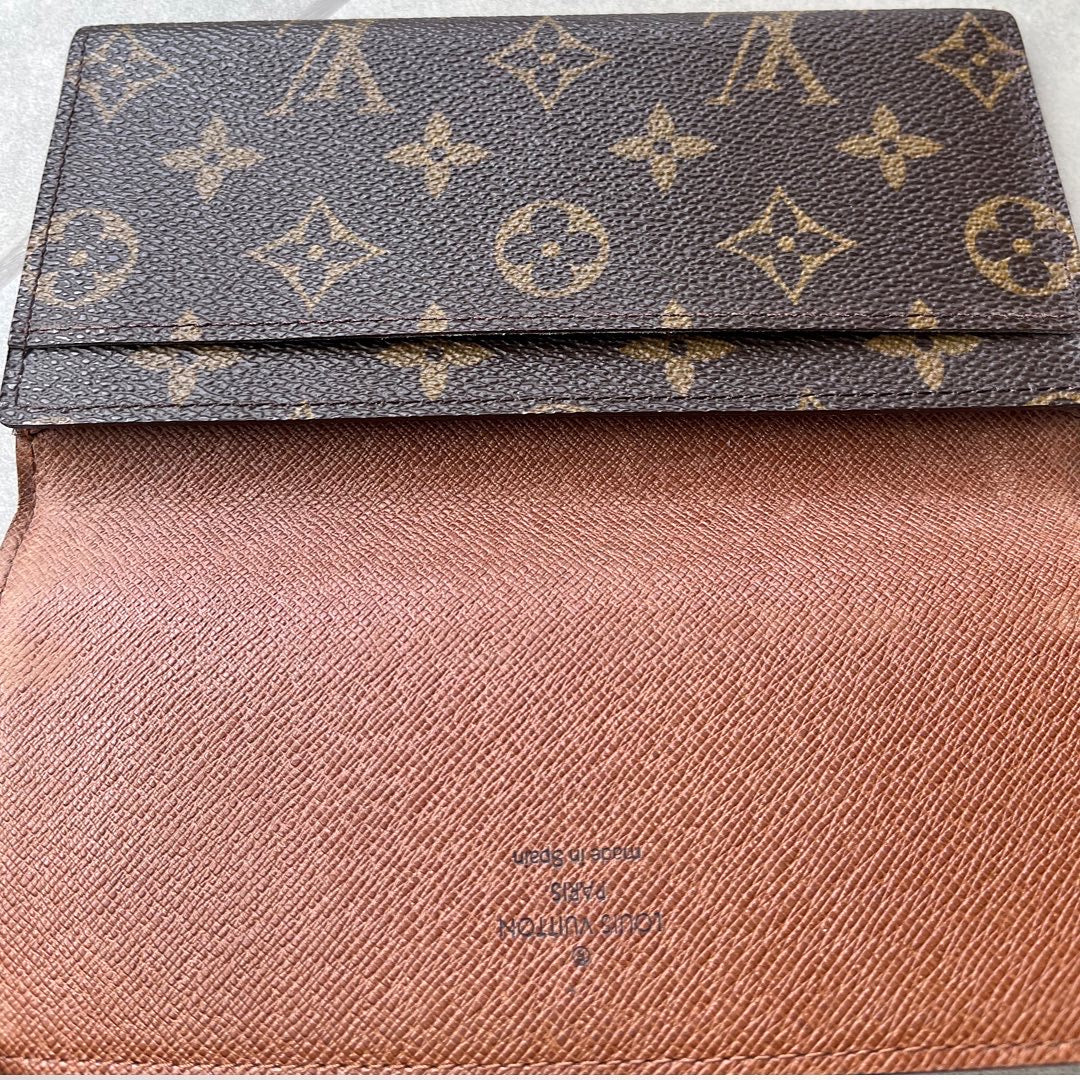 LV Wallet