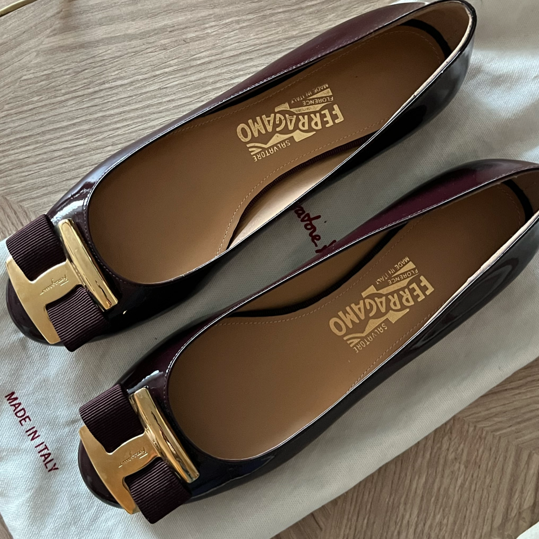 Vara Bow Flat - 37.5