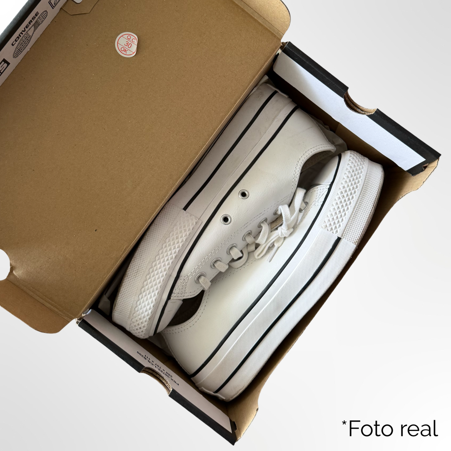 Chuck Taylor Sneakers - T.37