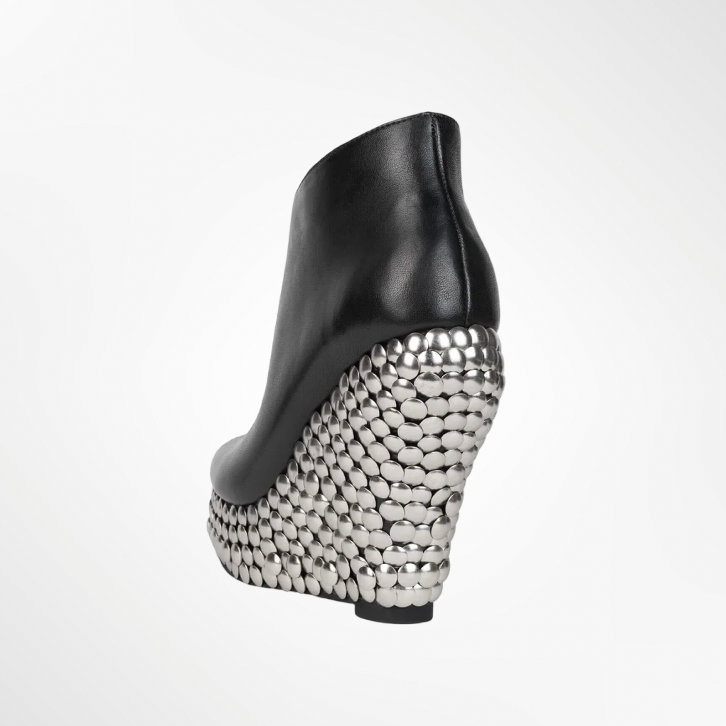 Studded Platforms - T.37