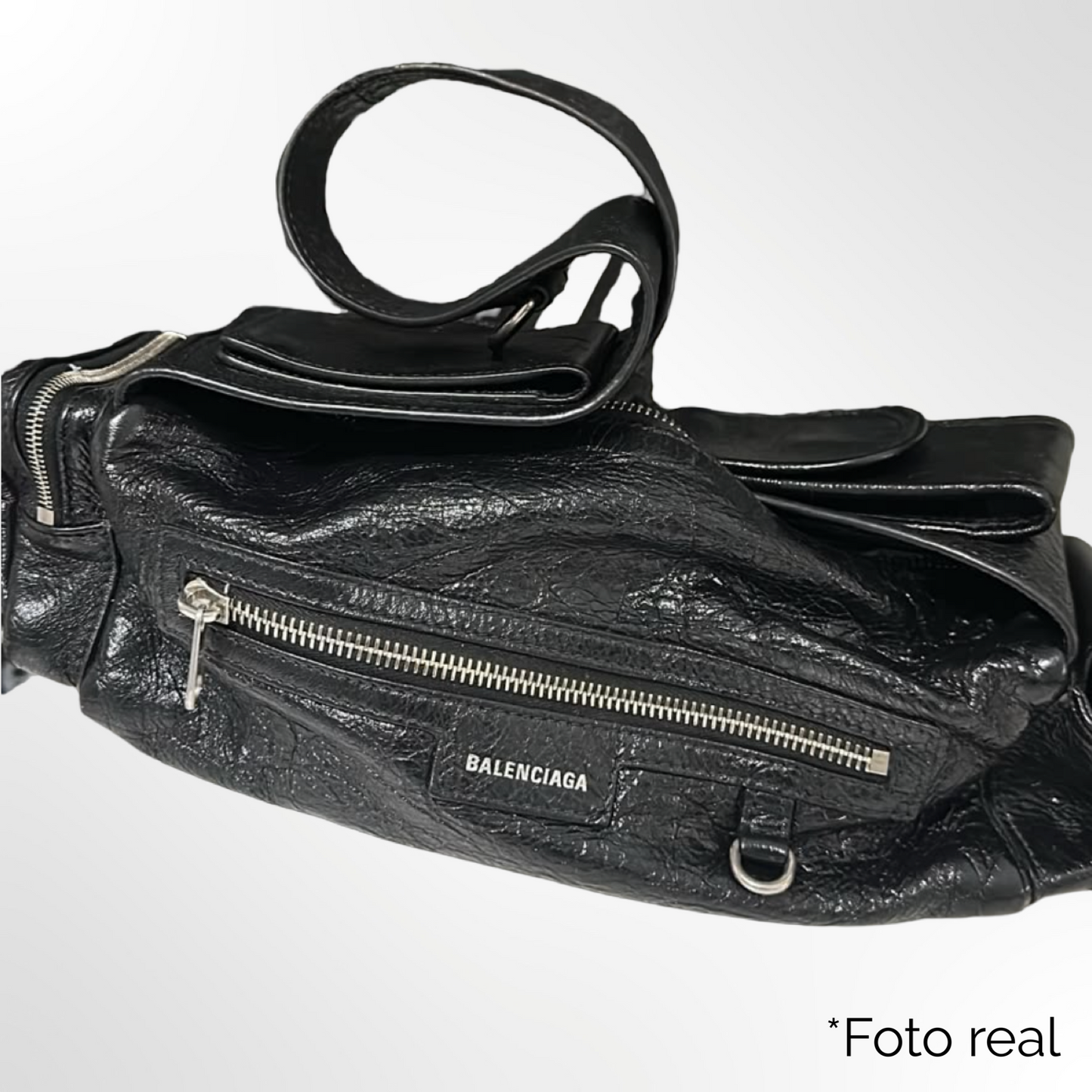 Superbusy Shoulder Bag