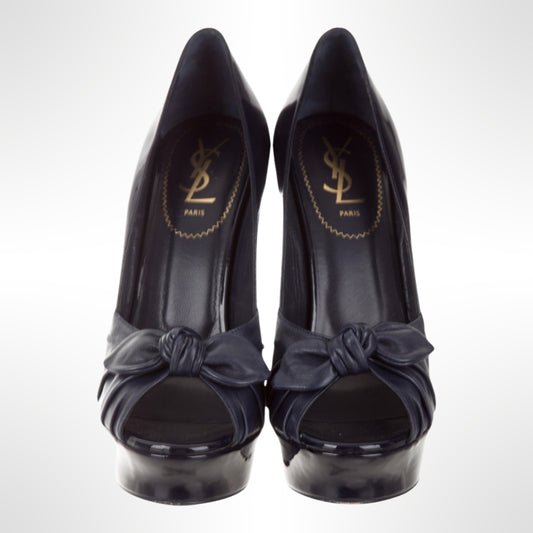 Leather Peep-Toe Pumps - T.39.5